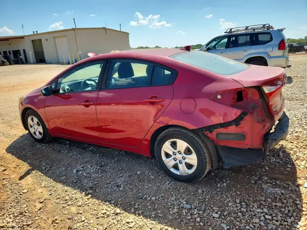 KNAFK4A69G5610889 — 2016 Kia Forte, фото 2 с аукциона Copart, Задняя часть