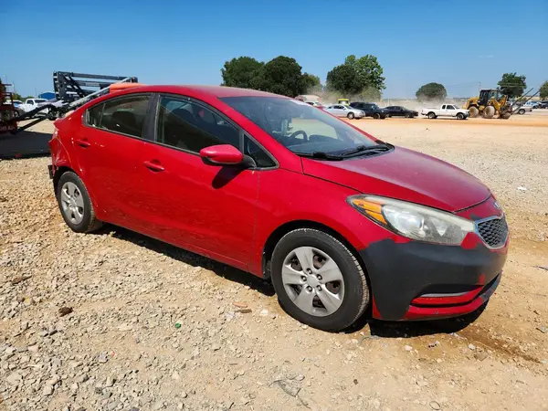KNAFK4A69G5610889 — 2016 Kia Forte, фото 4 с аукциона Copart, Задняя часть