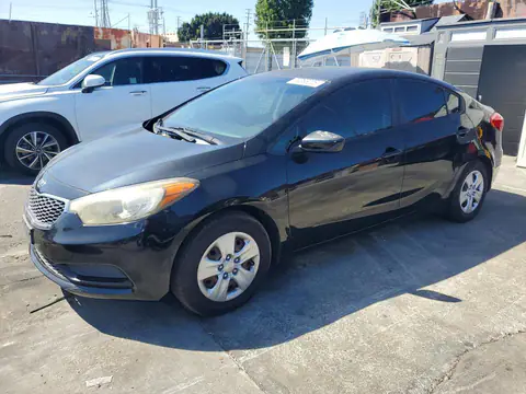 KNAFK4A60G5619285 — 2016 Kia Forte, Вандализм (Vandalism), фото до ремонта