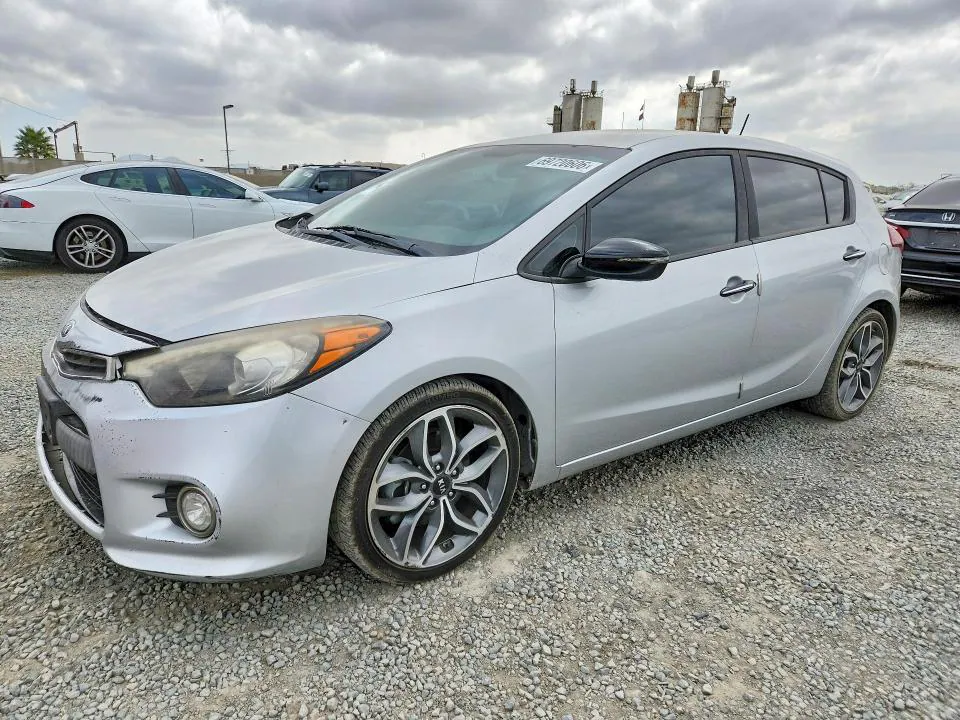 2016 KIA Forte VIN KNAFZ5A37G5634891 фото 1