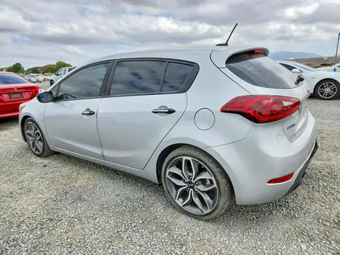 2016 KIA Forte VIN KNAFZ5A37G5634891 фото 2