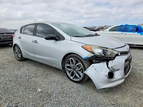 2016 KIA Forte VIN KNAFZ5A37G5634891 фото 4