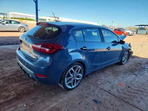 2016 KIA Forte VIN KNAFZ5A38G5584440 фото 3