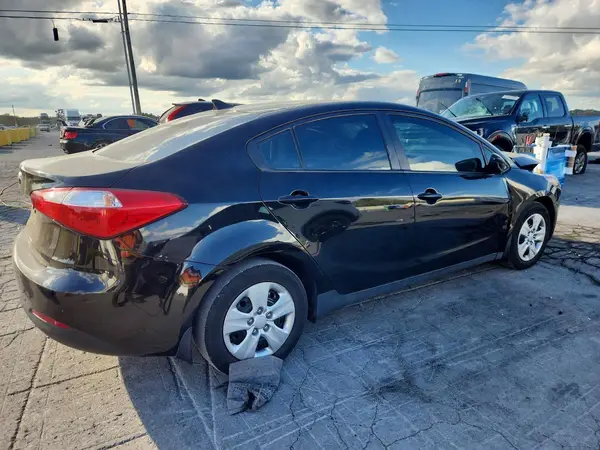2016 KIA FORTE VIN KNAFK4A61G5565155 фото 3