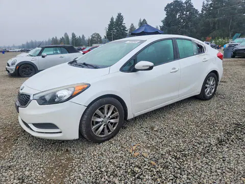 KNAFX4A64G5605018 — 2016 Kia Forte, Передняя часть (Front End), фото до ремонта