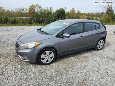 KNAFK5A81G5638550 — 2016 Kia Forte, Задняя часть, фото до ремонта