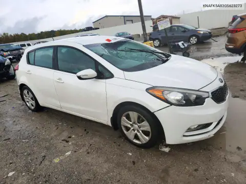 KNAFK5A83G5623273 — 2016 Kia Forte, фото 4 с аукциона Copart, Передняя часть