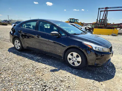2017 KIA Forte VIN 3KPFK4A76HE093357 фото 4