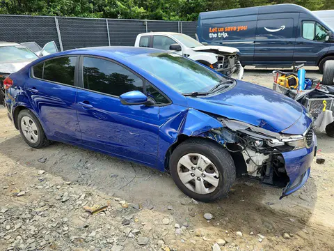 2017 KIA FORTE VIN 3KPFK4A76HE104390 фото 4