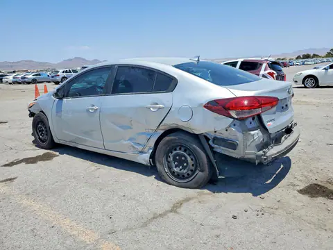 2017 KIA Forte VIN 3KPFK4A75HE141771 фото 2