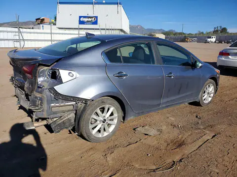 3KPFL4A73HE140437 — 2017 Kia Forte, фото 3 с аукциона Copart 30.09.2026, Задняя часть