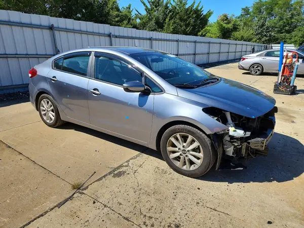 3KPFL4A74HE121654 — 2017 Kia Forte, фото 4 с аукциона Copart 13.10.2026, Передняя часть