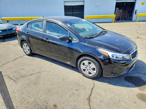 2017 KIA Forte VIN 3KPFL4A73HE012876 фото 4