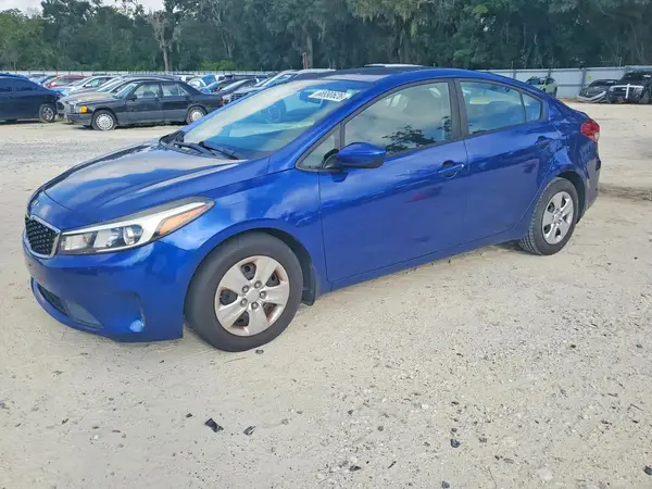 3KPFK4A77HE133428 — 2017 Kia Forte, Передняя часть (Front End), фото до ремонта