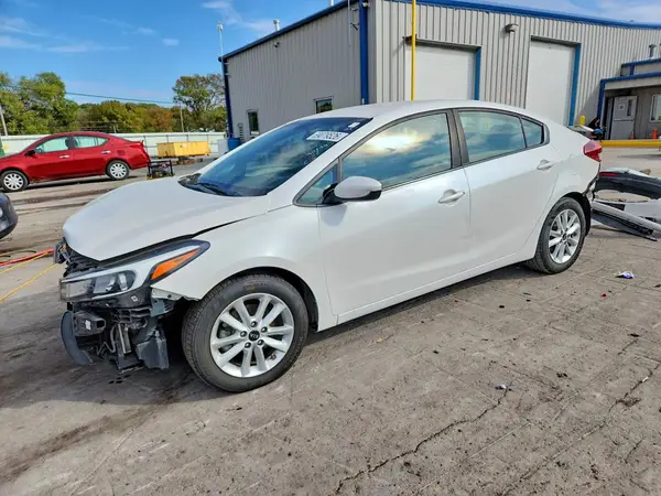 3KPFL4A77HE132051 — 2017 Kia Forte, Передняя часть (Front End), фото до ремонта