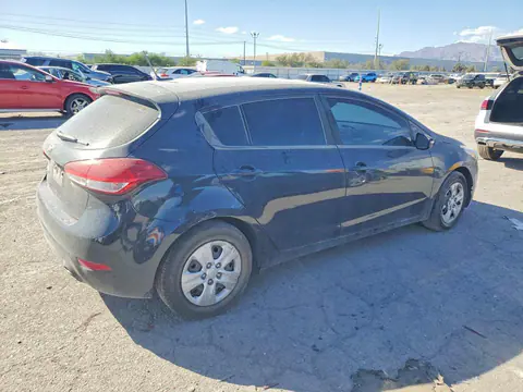 2017 KIA Forte VIN KNAFK5A89H5693555 фото 3