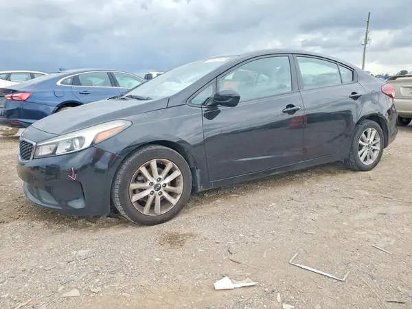 3KPFL4A72HE007250 — 2017 Kia Forte, Подтопление (Water/Flood), фото до ремонта