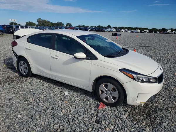 3KPFK4A78HE107114 — 2017 Kia Forte, фото 4 с аукциона Copart 06.10.2026, Задняя часть
