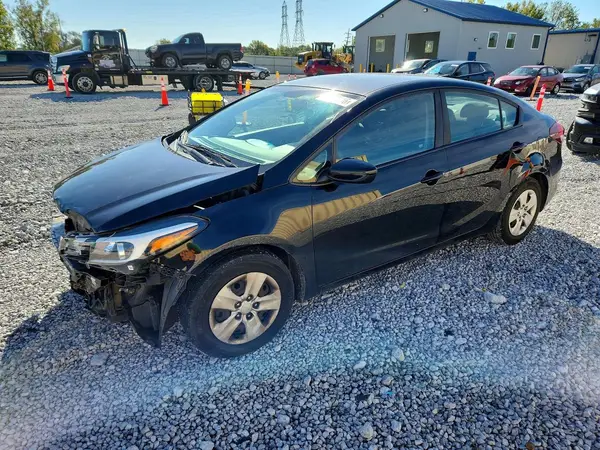 3KPFK4A78HE104701 — 2017 Kia Forte, Передняя часть (Front End), фото до ремонта