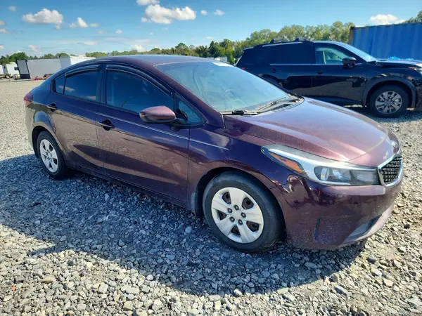 3KPFL4A7XHE143321 — 2017 Kia Forte, фото 4 с аукциона Copart, Естественный износ