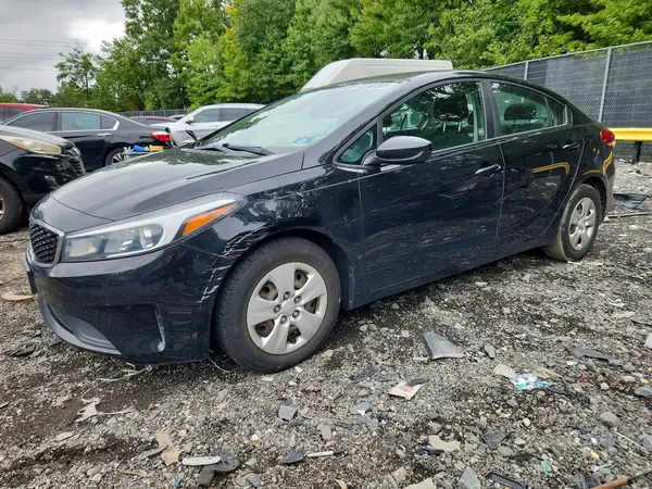 3KPFK4A76HE090846 — 2017 Kia Forte, Боковая часть (Side), фото до ремонта