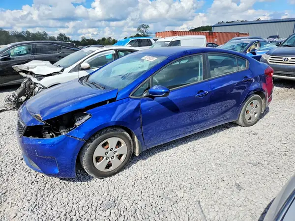 3KPFK4A76HE053599 — 2017 Kia Forte, Передняя часть (Front End), фото до ремонта