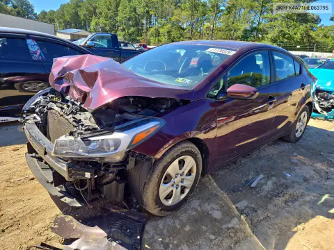 3KPFK4A71HE063795 — 2017 Kia Forte, Передняя часть, фото до ремонта