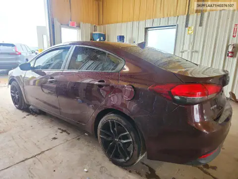 3KPFL4A71HE076107 — 2017 Kia Forte, фото 2 с аукциона Copart, Передняя часть