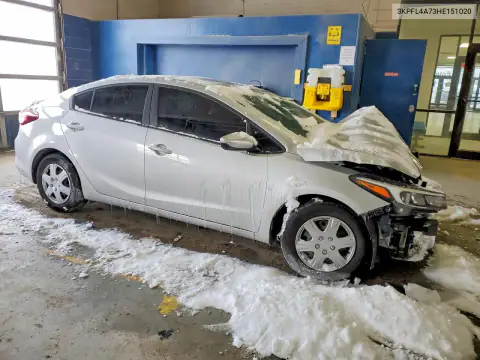3KPFL4A73HE151020 — 2017 Kia Forte, фото 4 с аукциона Copart, Передняя часть