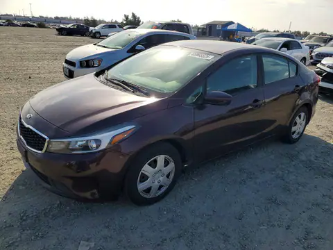 3KPFK4A78JE268956 — 2018 Kia Forte, Мелкие вмятины и царапины (Minor Dent/Scratches), фото до ремонта