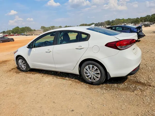 3KPFK4A7XJE205633 — 2018 Kia Forte, фото 2 с аукциона Copart 14.10.2026, Механические повреждения