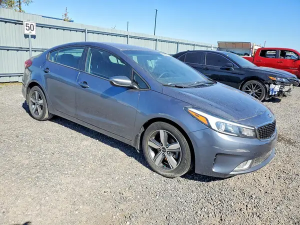 3KPFL4A76JE202807 — 2018 Kia Forte, фото 4 с аукциона Copart 01.10.2026, Боковая часть