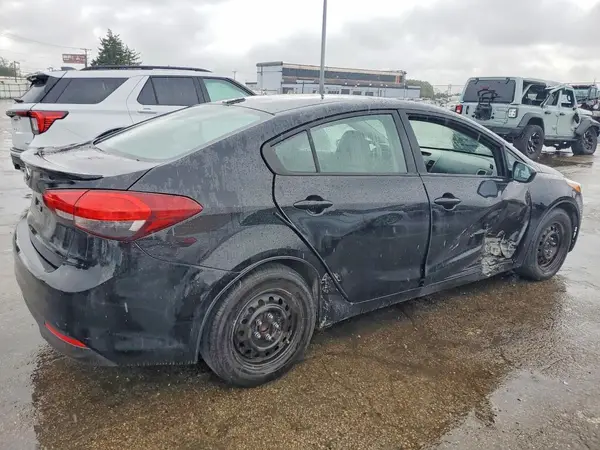 3KPFL4A78JE194984 — 2018 Kia Forte, фото 3 с аукциона Copart 07.10.2026, Боковая часть