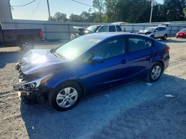 3KPFK4A73JE197455 — 2018 Kia Forte, Передняя часть (Front End), фото до ремонта