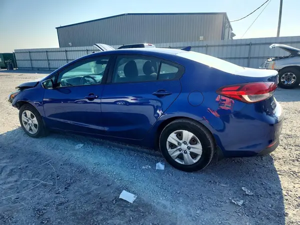 3KPFK4A73JE197455 — 2018 Kia Forte, фото 2 с аукциона Copart, Передняя часть