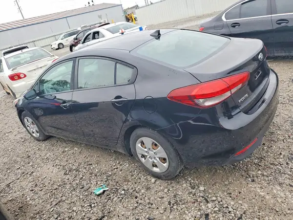 3KPFK4A75JE166563 — 2018 Kia Forte, фото 2 с аукциона Copart 13.10.2026, Передняя часть