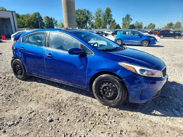 3KPFK4A77JE254403 — 2018 Kia Forte, фото 4 с аукциона Copart, Задняя часть