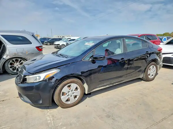 3KPFK4A73JE219065 — 2018 Kia Forte, Передняя часть (Front End), фото до ремонта