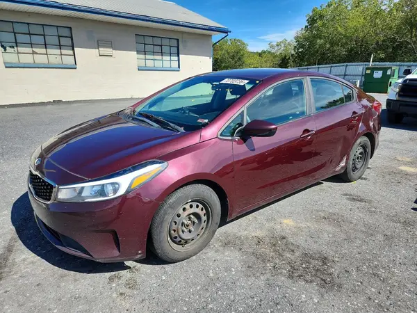 3KPFK4A70JE236440 — 2018 Kia Forte, Передняя часть (Front End), фото до ремонта