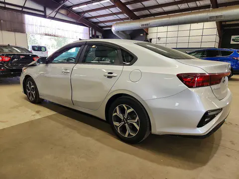 2019 KIA Forte VIN 3KPF24ADXKE006122 фото 2