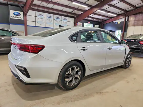 2019 KIA Forte VIN 3KPF24ADXKE006122 фото 3