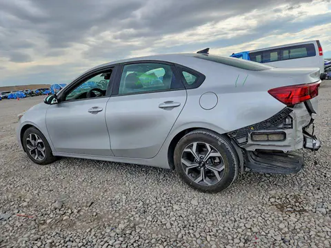 2019 KIA Forte VIN 3KPF24ADXKE115745 фото 2