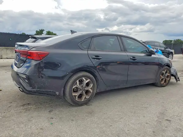 3KPF24AD0KE060626 — 2019 Kia Forte, фото 3 с аукциона Copart 01.10.2026, Боковая часть