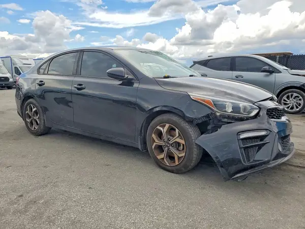 3KPF24AD0KE060626 — 2019 Kia Forte, фото 4 с аукциона Copart 01.10.2026, Боковая часть