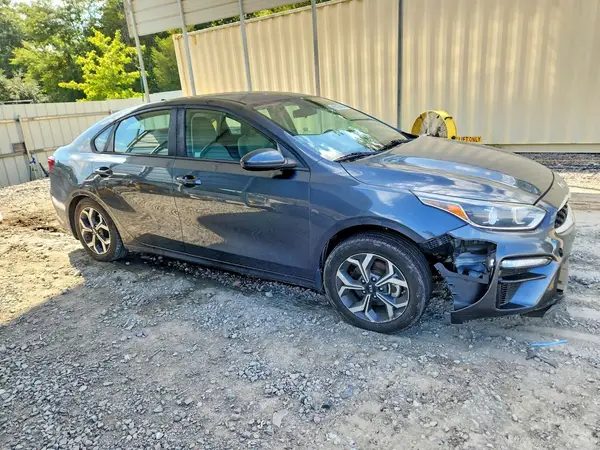 3KPF24AD0KE119867 — 2019 Kia Forte, фото 4 с аукциона Copart 06.10.2026, Передняя часть