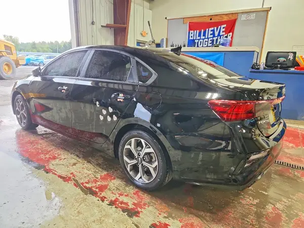 3KPF24AD4KE131441 — 2019 Kia Forte, фото 2 с аукциона Copart, Мелкие вмятины и царапины