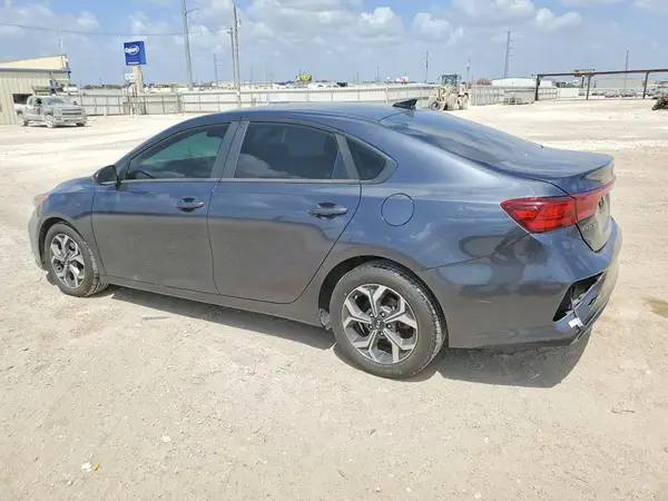 3KPF24AD3KE059034 — 2019 Kia Forte, фото 2 с аукциона Copart, Задняя часть