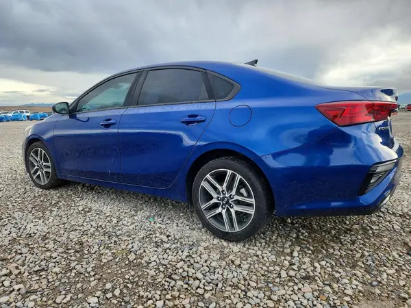 3KPF34AD1KE017698 — 2019 Kia Forte, фото 2 с аукциона Copart, Боковая часть