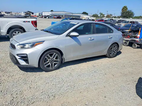 3KPF34AD8KE049547 — 2019 Kia Forte, Задняя часть (Rear End), фото до ремонта