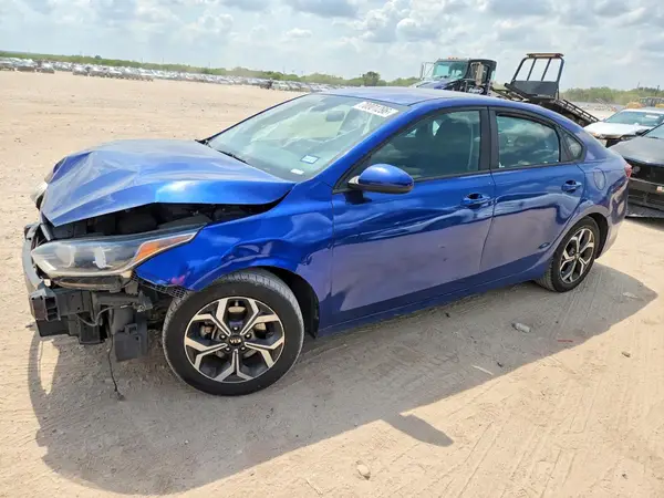 3KPF24AD3KE137960 — 2019 Kia Forte, Передняя часть (Front End), фото до ремонта